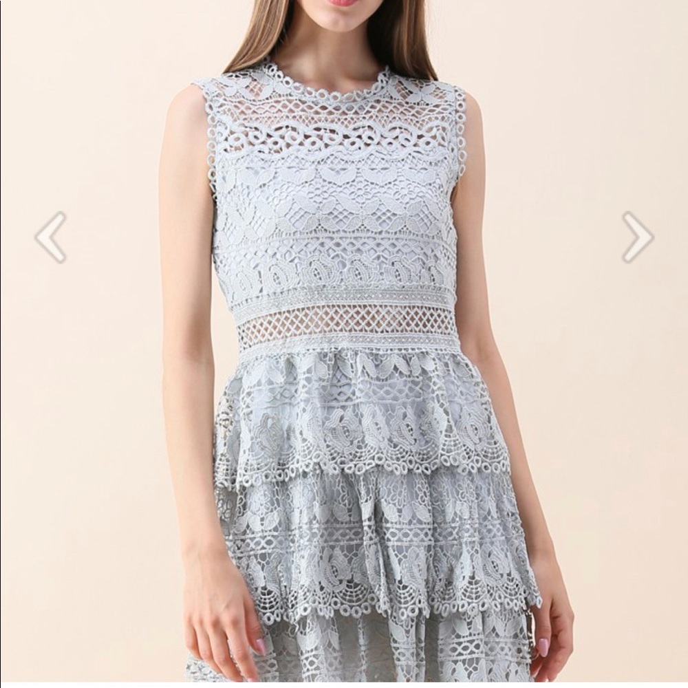 Flowers Crochet Sleeveless Dress in Pea Green